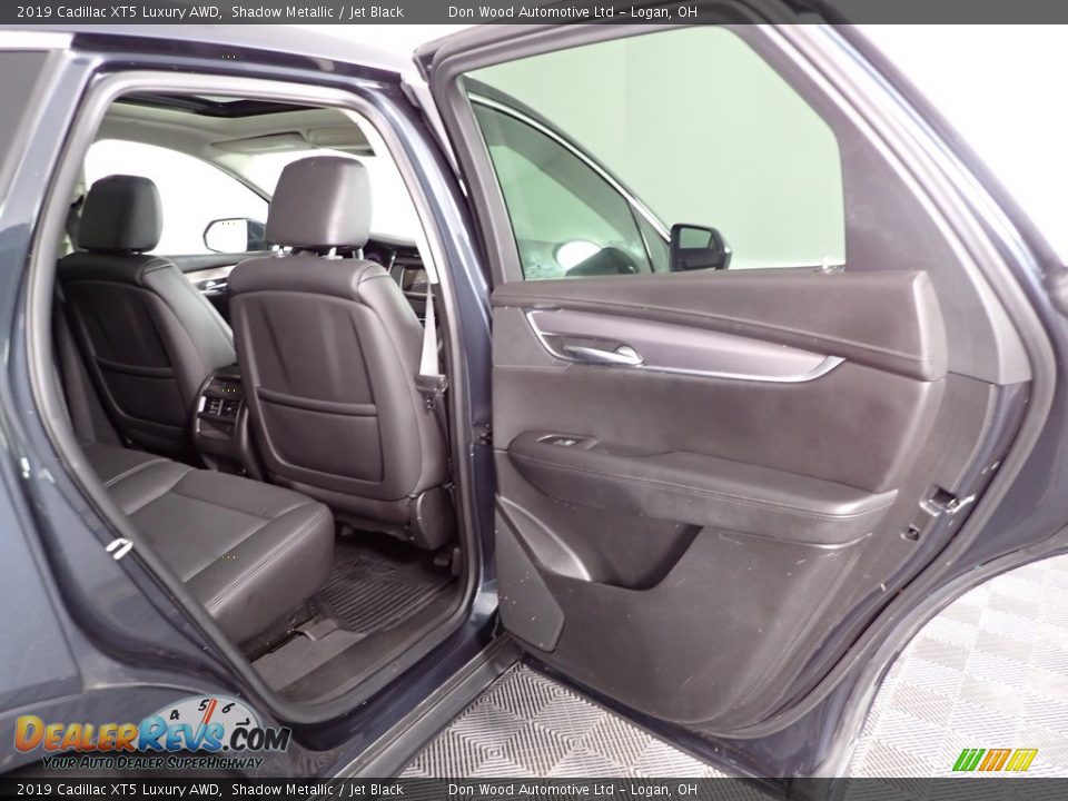 2019 Cadillac XT5 Luxury AWD Shadow Metallic / Jet Black Photo #32