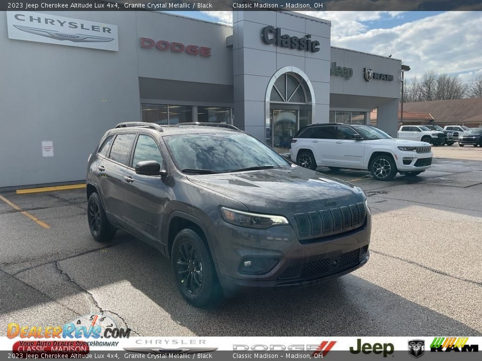 2023 Jeep Cherokee Altitude Lux 4x4 Granite Crystal Metallic / Black Photo #1