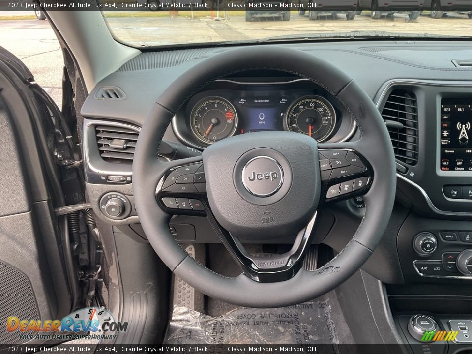 2023 Jeep Cherokee Altitude Lux 4x4 Granite Crystal Metallic / Black Photo #5