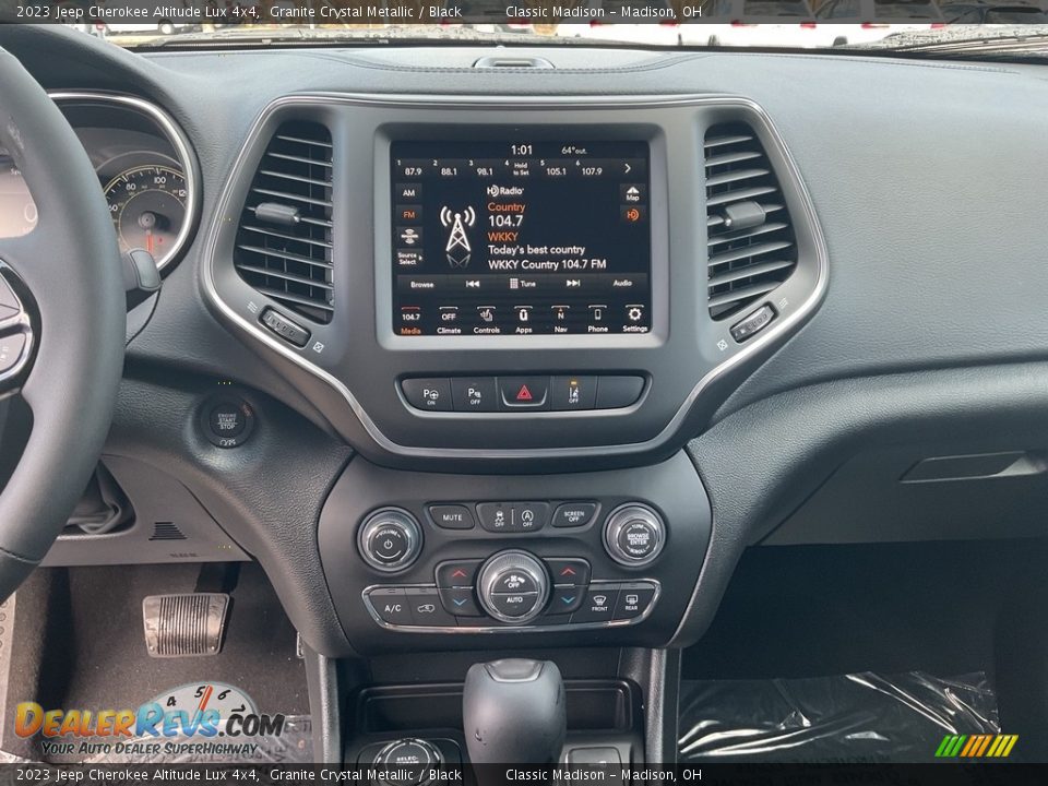 2023 Jeep Cherokee Altitude Lux 4x4 Granite Crystal Metallic / Black Photo #7