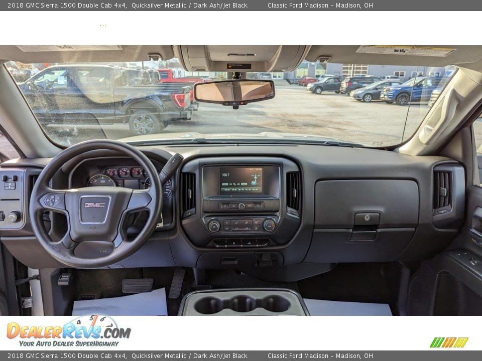 Dashboard of 2018 GMC Sierra 1500 Double Cab 4x4 Photo #14