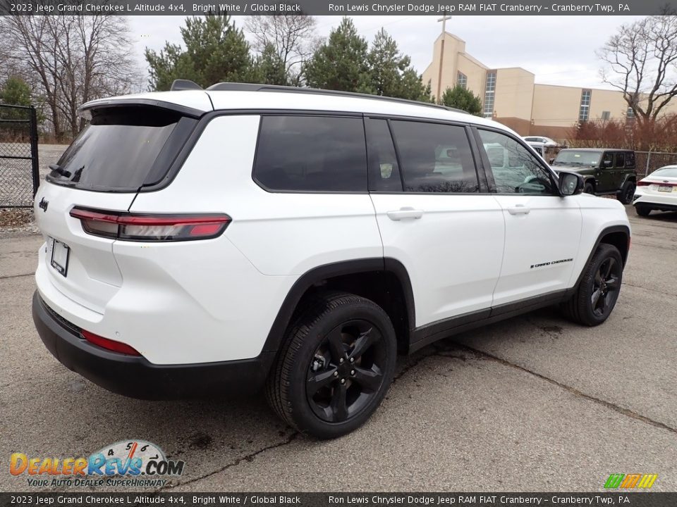 2023 Jeep Grand Cherokee L Altitude 4x4 Bright White / Global Black Photo #5