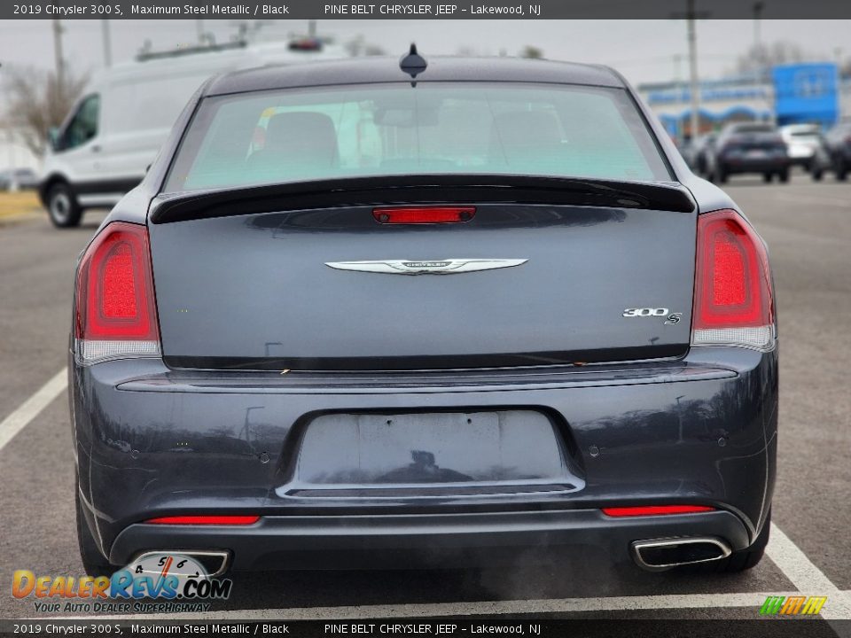 2019 Chrysler 300 S Maximum Steel Metallic / Black Photo #8