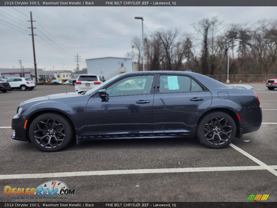 Maximum Steel Metallic 2019 Chrysler 300 S Photo #10