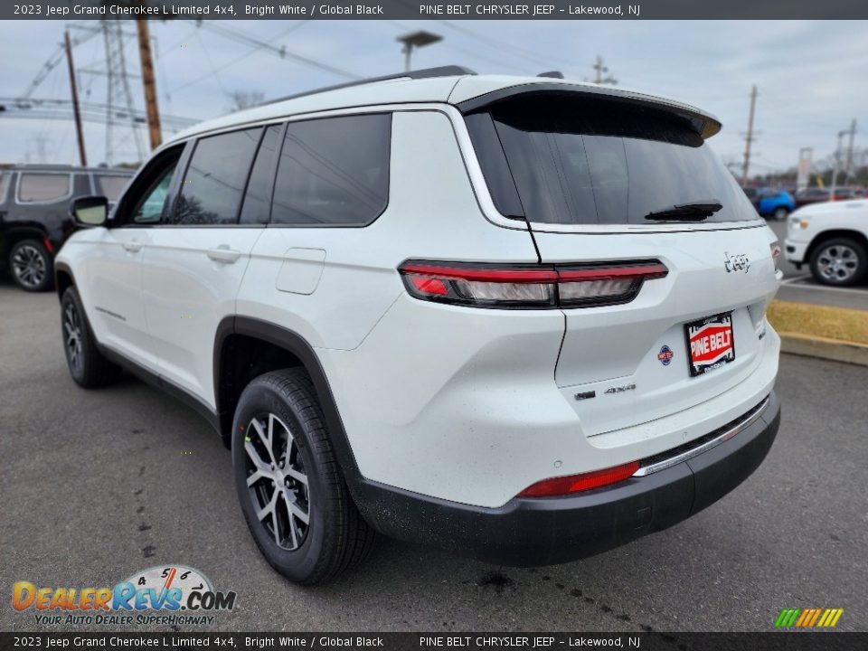 2023 Jeep Grand Cherokee L Limited 4x4 Bright White / Global Black Photo #4