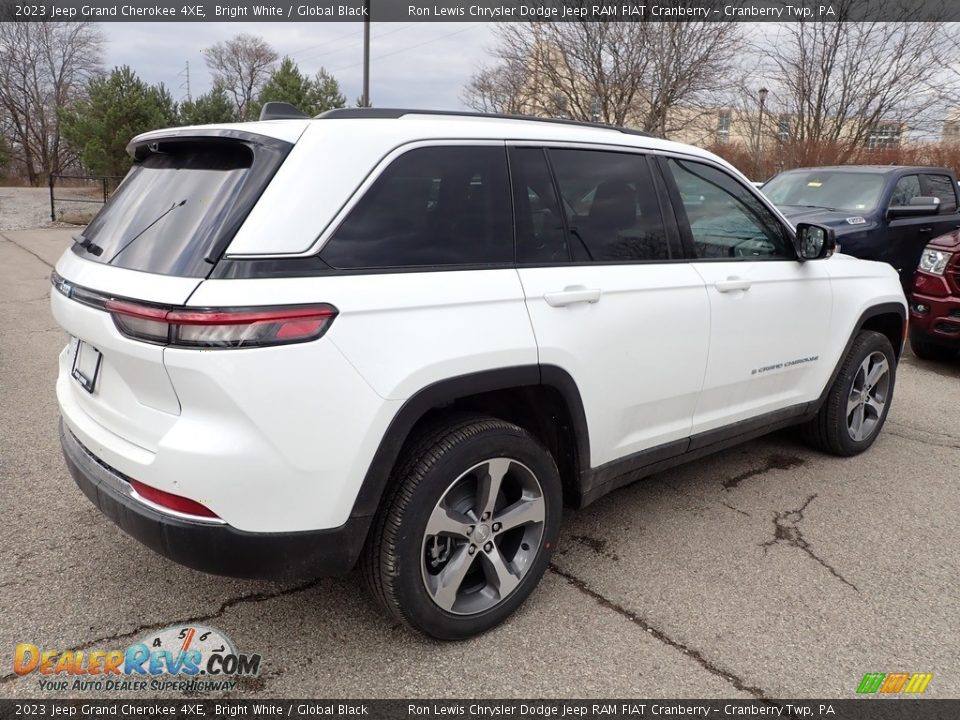 2023 Jeep Grand Cherokee 4XE Bright White / Global Black Photo #5