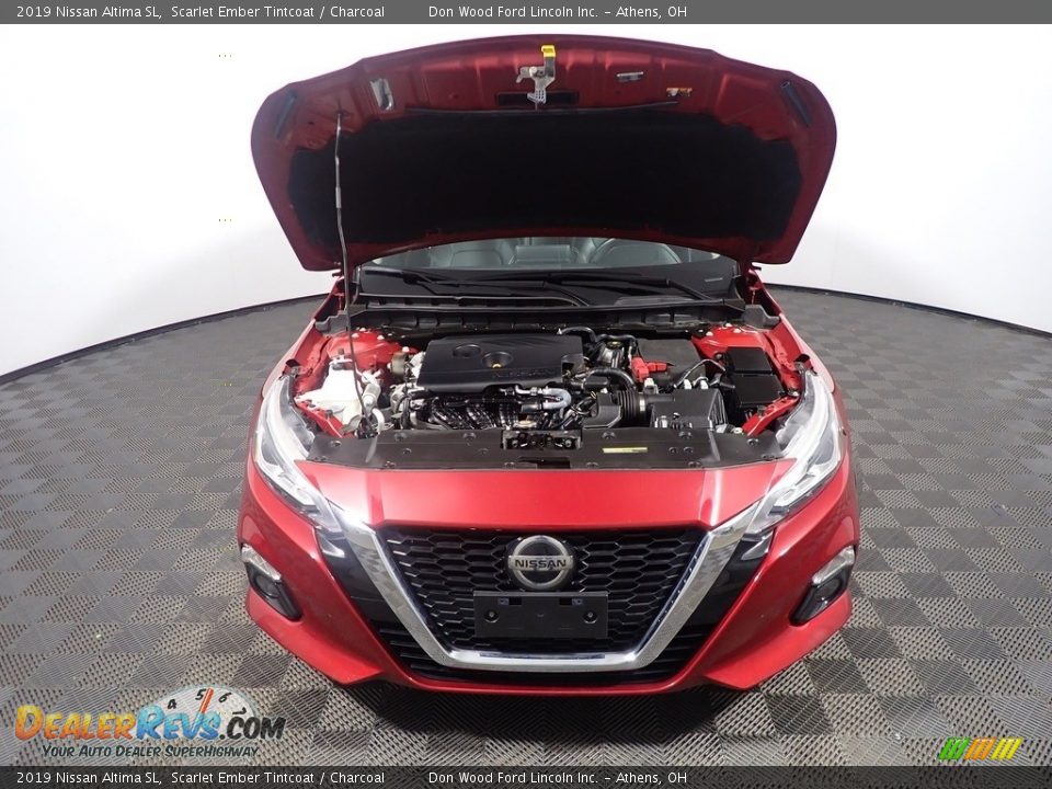 2019 Nissan Altima SL Scarlet Ember Tintcoat / Charcoal Photo #8