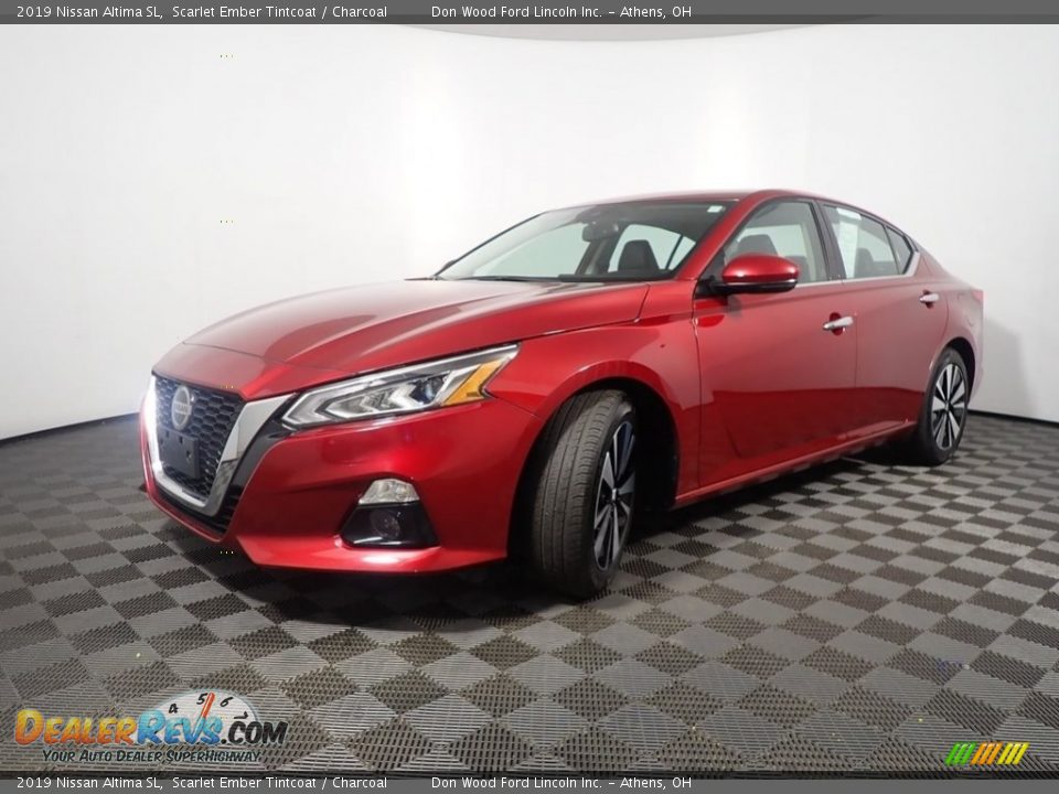 2019 Nissan Altima SL Scarlet Ember Tintcoat / Charcoal Photo #10