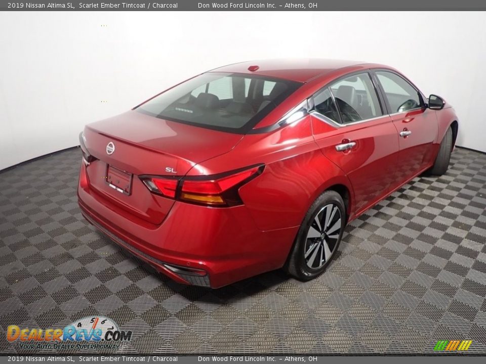 2019 Nissan Altima SL Scarlet Ember Tintcoat / Charcoal Photo #19