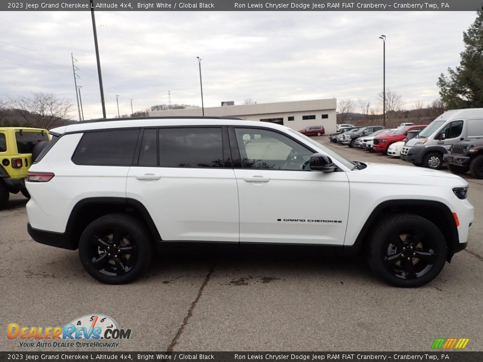 2023 Jeep Grand Cherokee L Altitude 4x4 Bright White / Global Black Photo #6