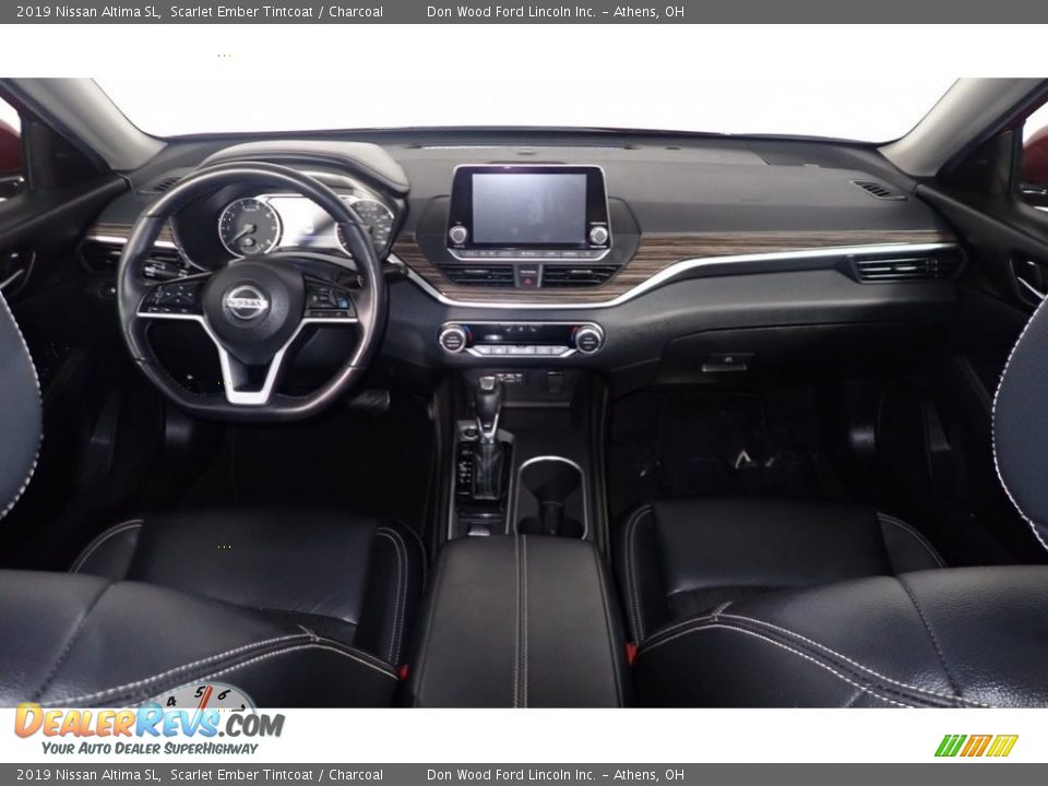 2019 Nissan Altima SL Scarlet Ember Tintcoat / Charcoal Photo #24