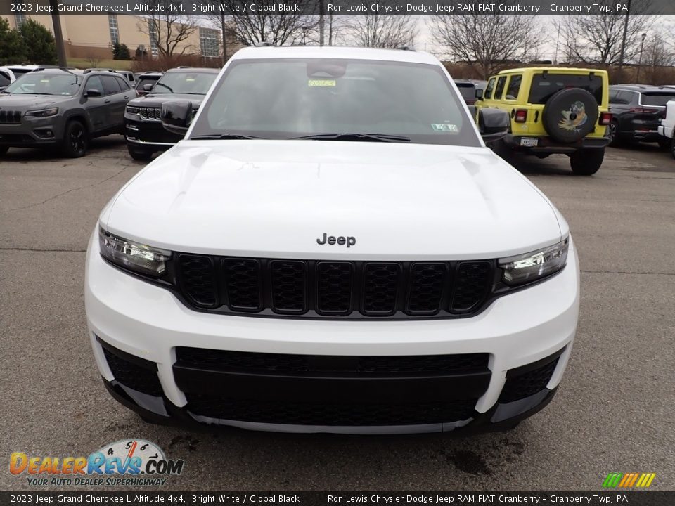 2023 Jeep Grand Cherokee L Altitude 4x4 Bright White / Global Black Photo #8