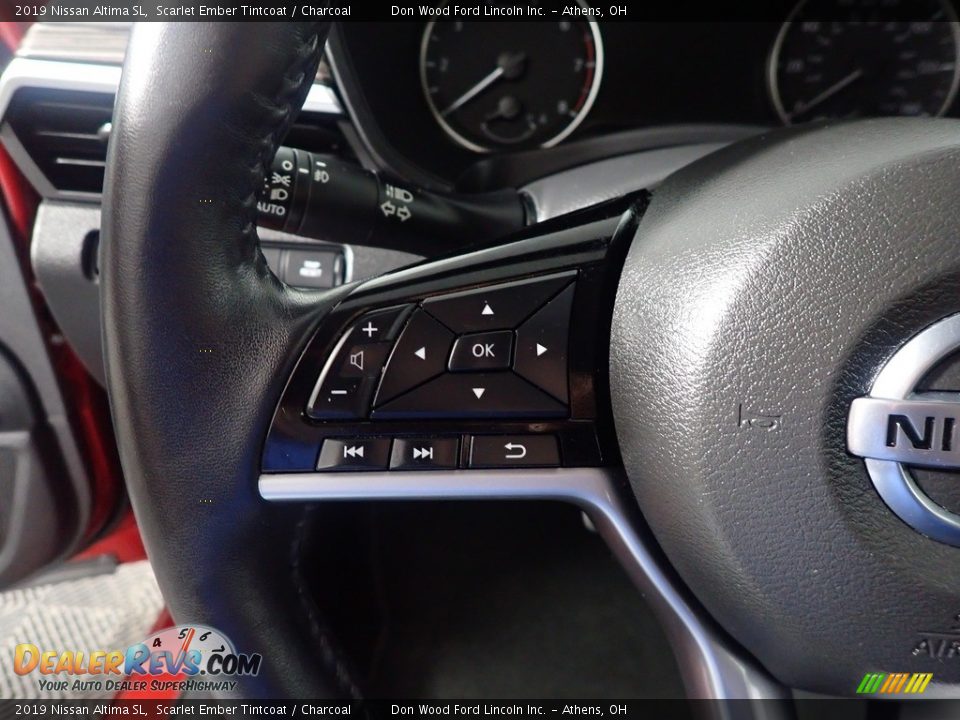 2019 Nissan Altima SL Scarlet Ember Tintcoat / Charcoal Photo #29