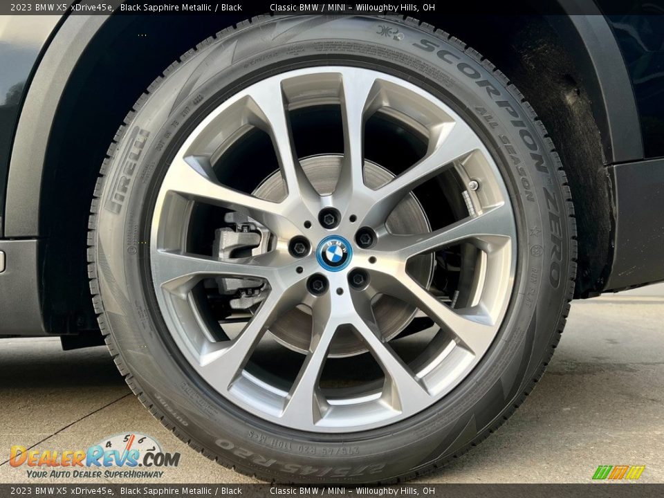 2023 BMW X5 xDrive45e Wheel Photo #2