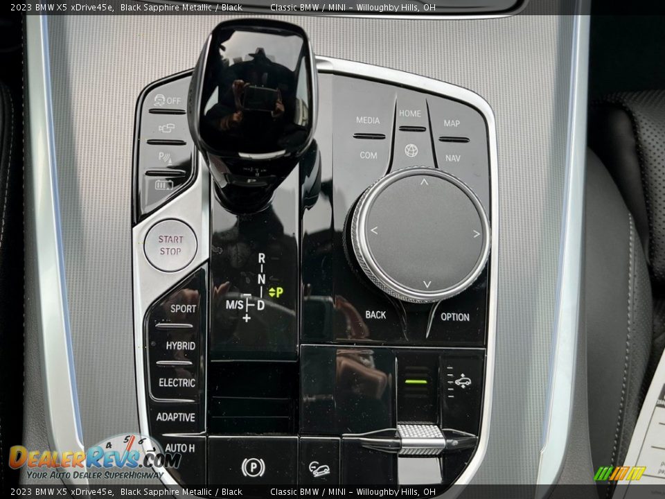 2023 BMW X5 xDrive45e Shifter Photo #8