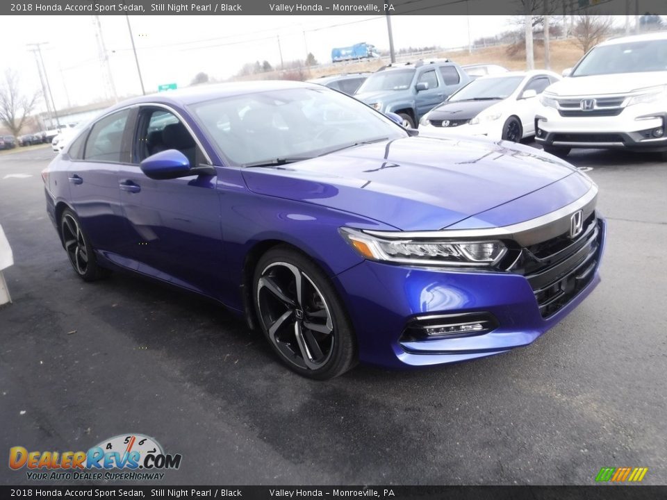 Front 3/4 View of 2018 Honda Accord Sport Sedan Photo #5