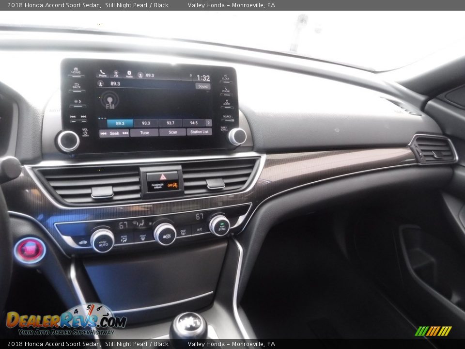 Controls of 2018 Honda Accord Sport Sedan Photo #18
