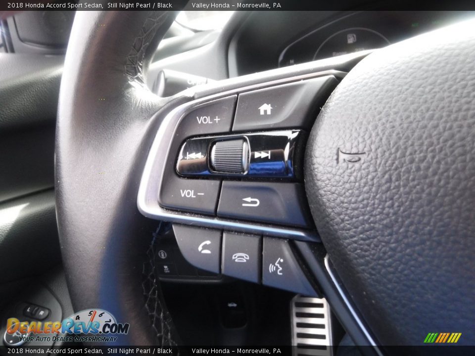 Controls of 2018 Honda Accord Sport Sedan Photo #23