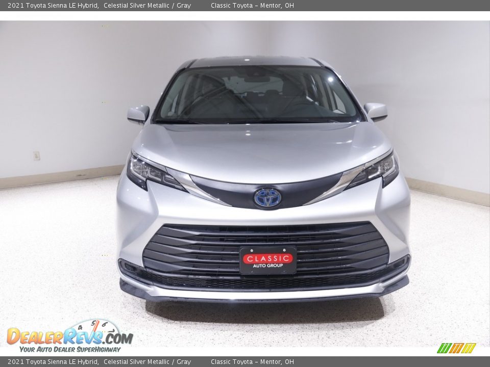 2021 Toyota Sienna LE Hybrid Celestial Silver Metallic / Gray Photo #2
