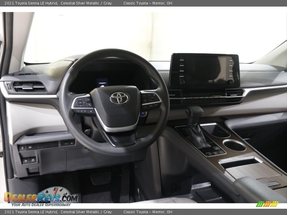2021 Toyota Sienna LE Hybrid Celestial Silver Metallic / Gray Photo #6