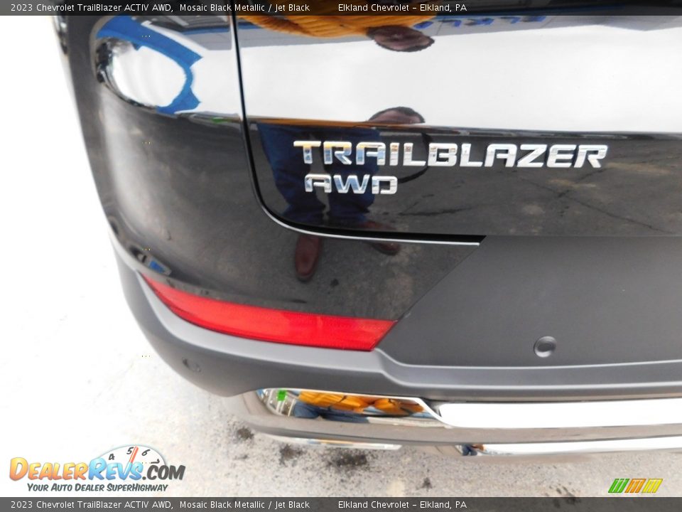 2023 Chevrolet TrailBlazer ACTIV AWD Mosaic Black Metallic / Jet Black Photo #12
