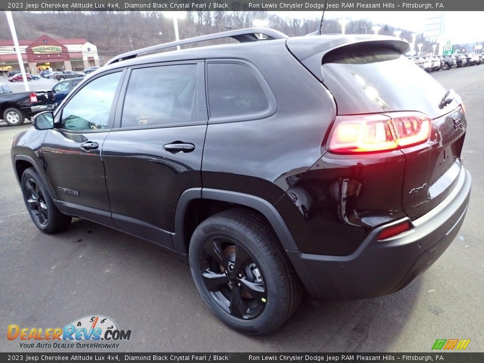 2023 Jeep Cherokee Altitude Lux 4x4 Diamond Black Crystal Pearl / Black Photo #3