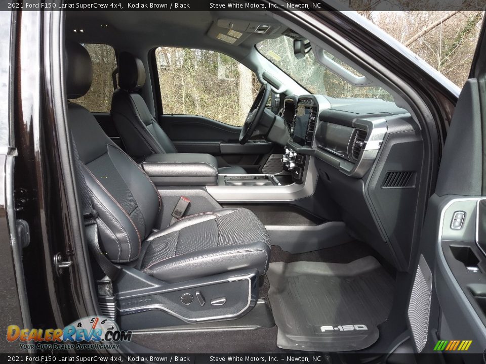 Front Seat of 2021 Ford F150 Lariat SuperCrew 4x4 Photo #19
