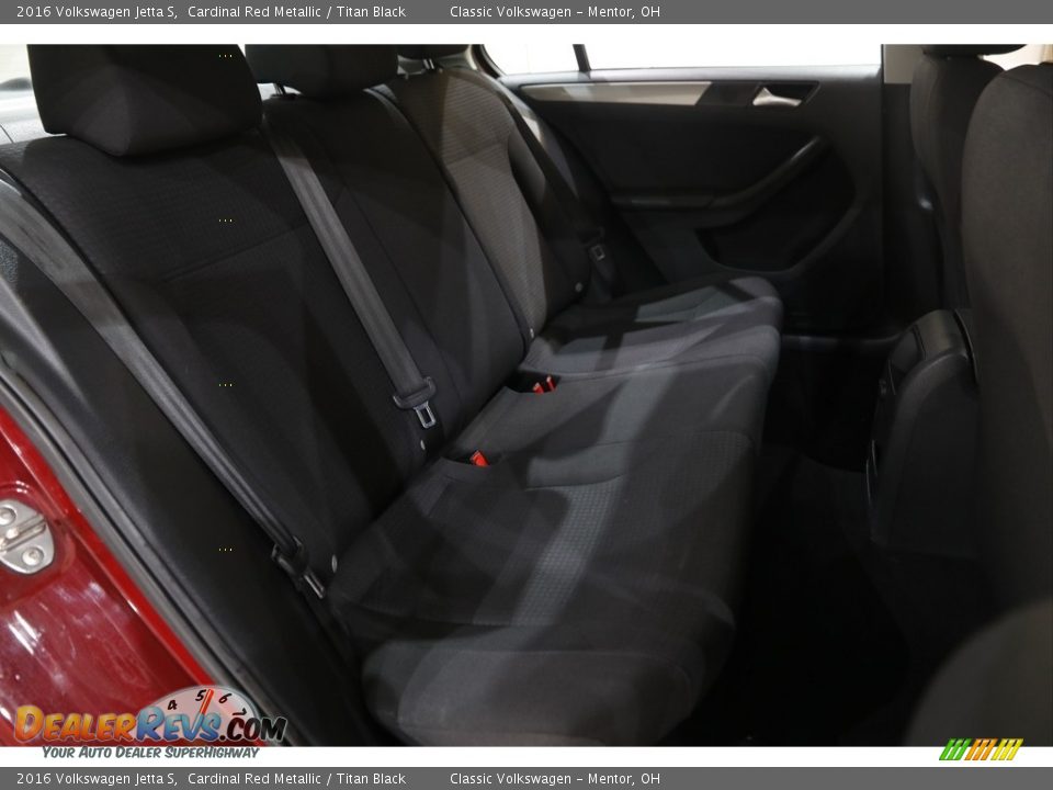 Rear Seat of 2016 Volkswagen Jetta S Photo #15