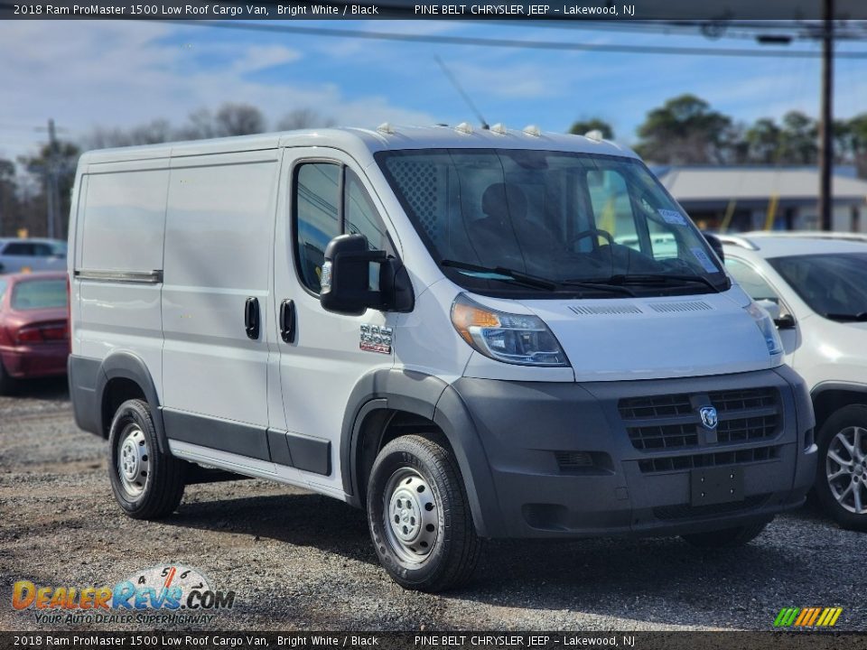 2018 Ram ProMaster 1500 Low Roof Cargo Van Bright White / Black Photo #3