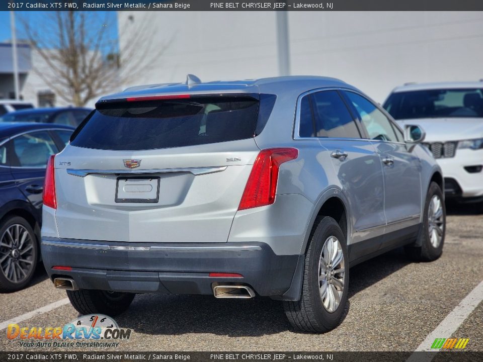 2017 Cadillac XT5 FWD Radiant Silver Metallic / Sahara Beige Photo #6