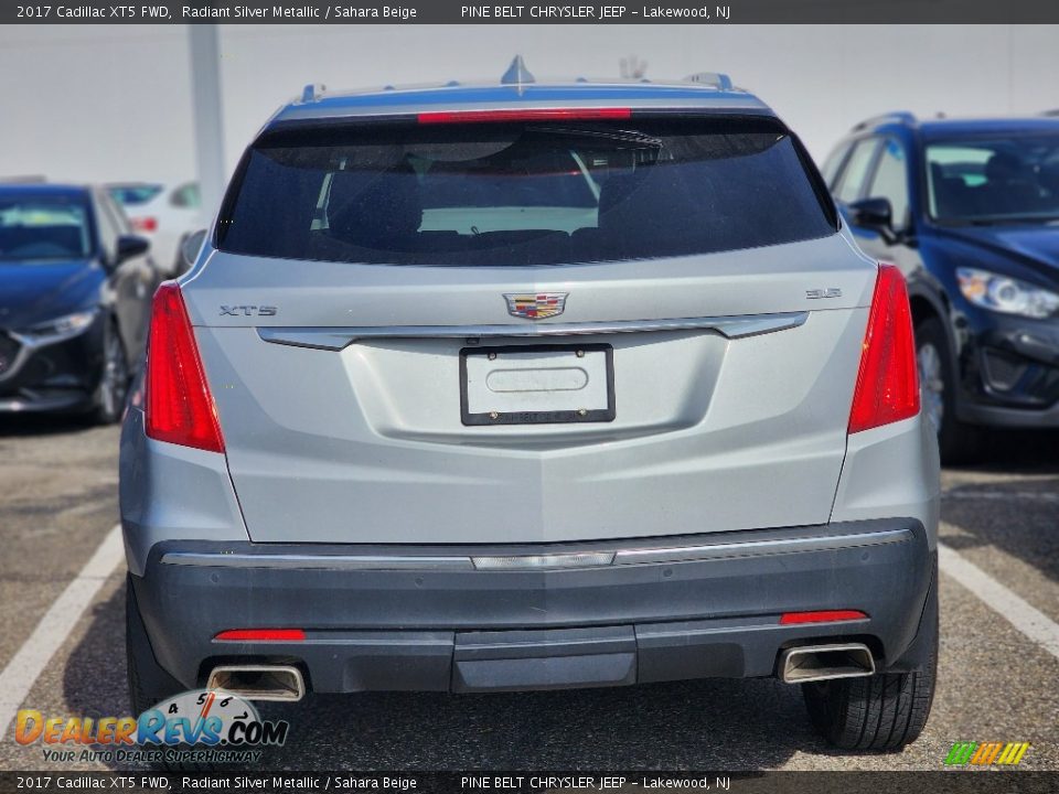 2017 Cadillac XT5 FWD Radiant Silver Metallic / Sahara Beige Photo #7