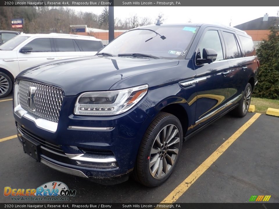 Front 3/4 View of 2020 Lincoln Navigator L Reserve 4x4 Photo #1