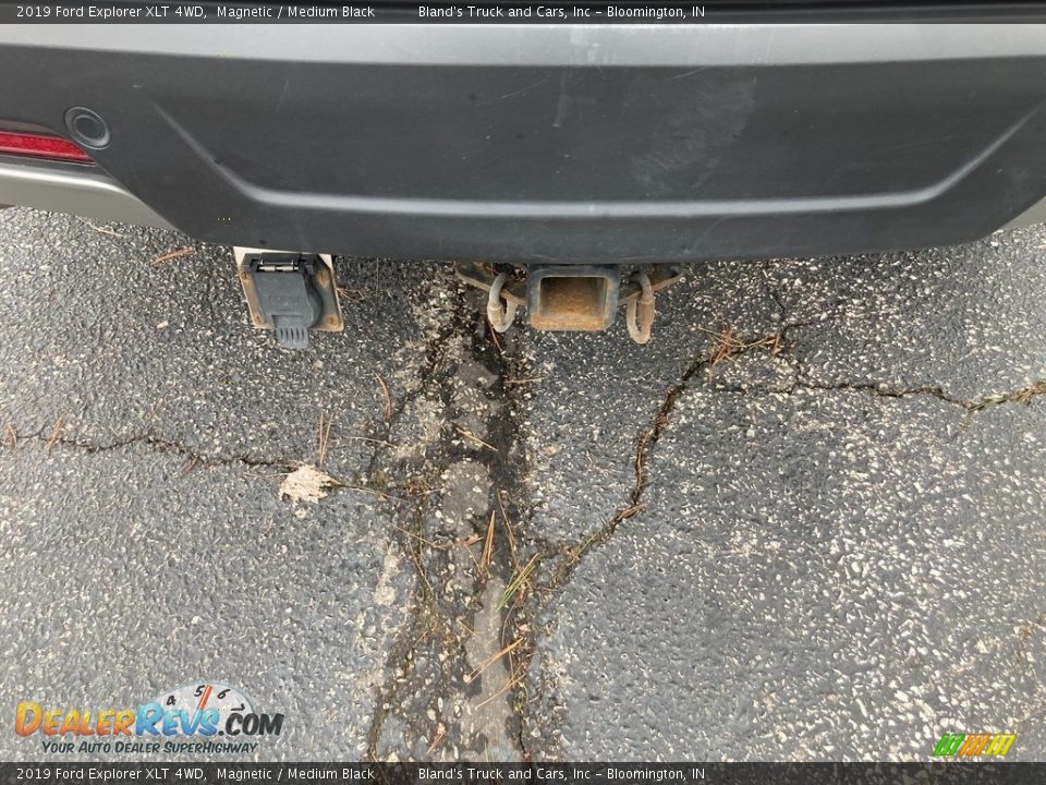 2019 Ford Explorer XLT 4WD Magnetic / Medium Black Photo #30