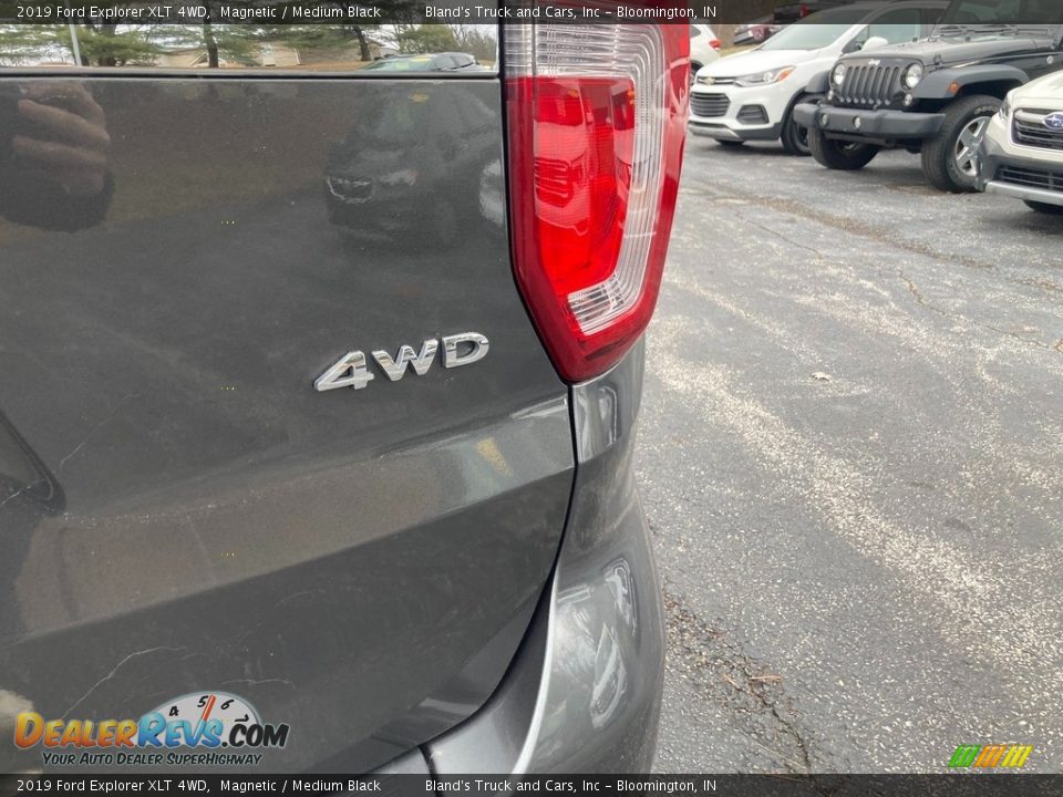 2019 Ford Explorer XLT 4WD Magnetic / Medium Black Photo #31