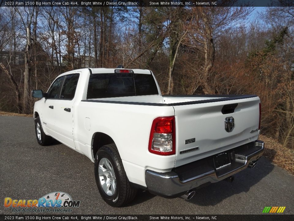 2023 Ram 1500 Big Horn Crew Cab 4x4 Bright White / Diesel Gray/Black Photo #9