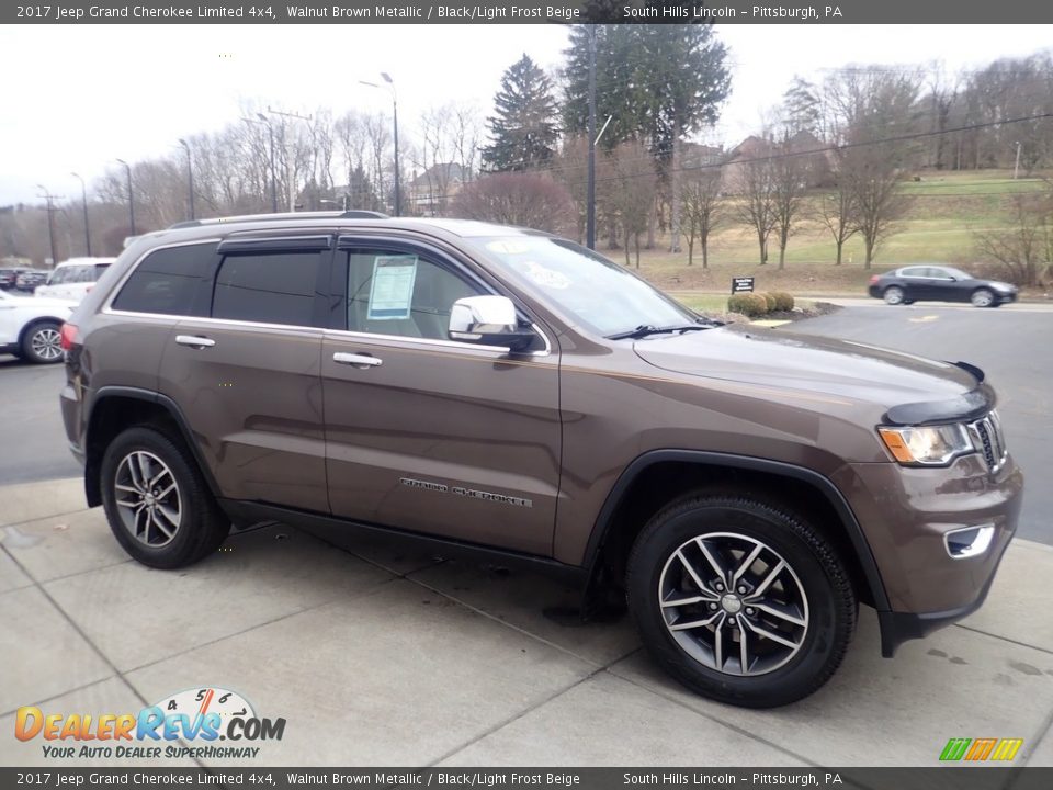 2017 Jeep Grand Cherokee Limited 4x4 Walnut Brown Metallic / Black/Light Frost Beige Photo #7