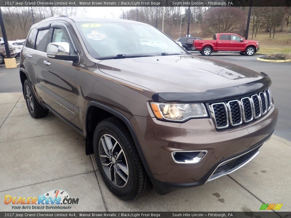 2017 Jeep Grand Cherokee Limited 4x4 Walnut Brown Metallic / Black/Light Frost Beige Photo #8