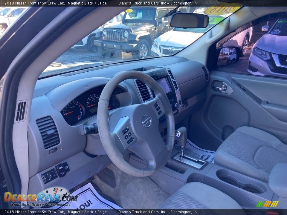 Beige Interior - 2018 Nissan Frontier SV Crew Cab Photo #12