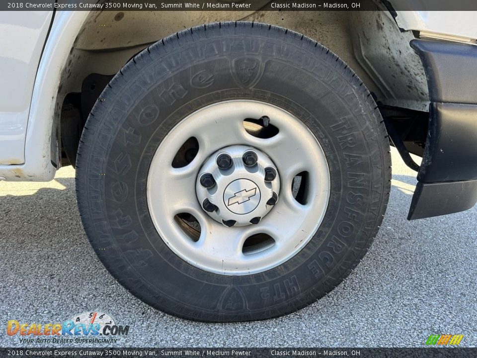 2018 Chevrolet Express Cutaway 3500 Moving Van Wheel Photo #4