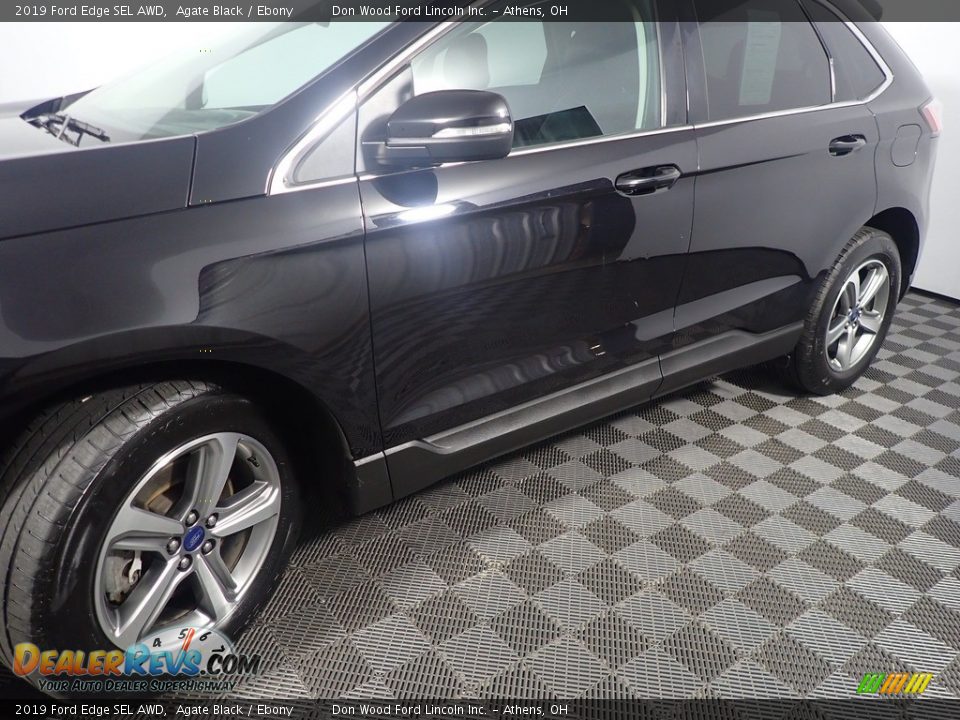 2019 Ford Edge SEL AWD Agate Black / Ebony Photo #10