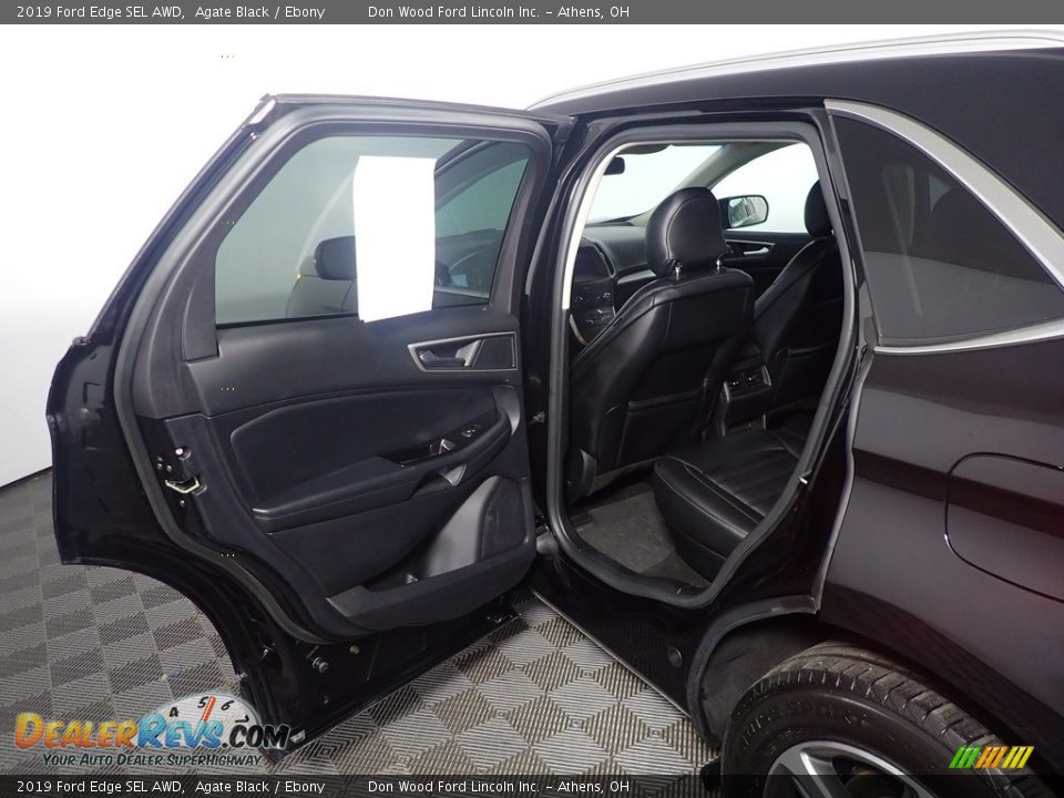 2019 Ford Edge SEL AWD Agate Black / Ebony Photo #34