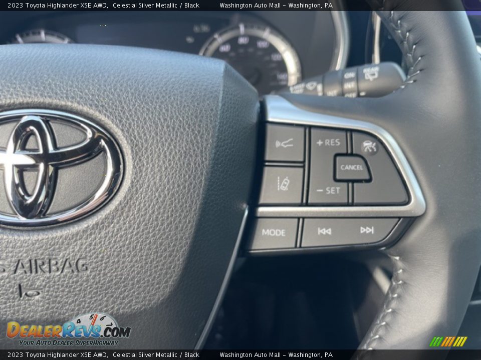 2023 Toyota Highlander XSE AWD Steering Wheel Photo #19