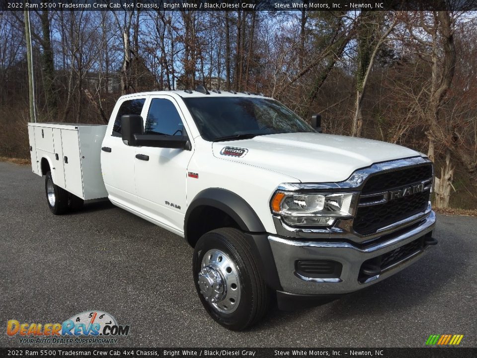 2022 Ram 5500 Tradesman Crew Cab 4x4 Chassis Bright White / Black/Diesel Gray Photo #5