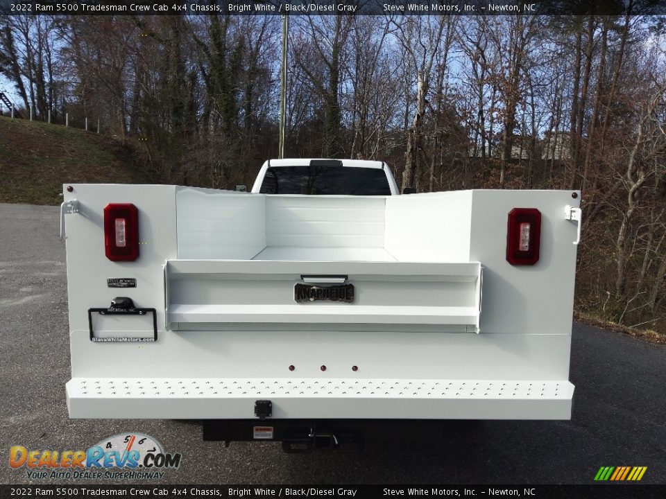 2022 Ram 5500 Tradesman Crew Cab 4x4 Chassis Bright White / Black/Diesel Gray Photo #9