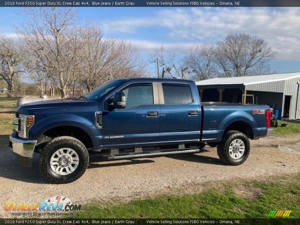 2019 Ford F250 Super Duty XL Crew Cab 4x4 Blue Jeans / Earth Gray Photo #1