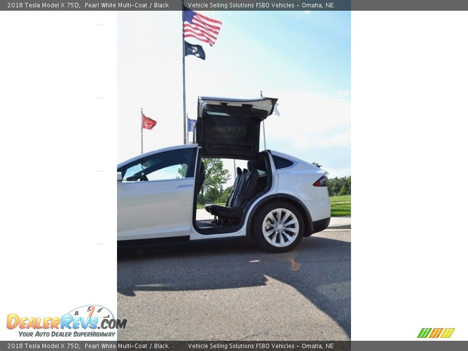 2018 Tesla Model X 75D Pearl White Multi-Coat / Black Photo #13