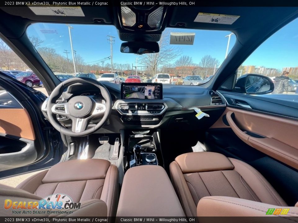 Front Seat of 2023 BMW X3 xDrive30i Photo #10