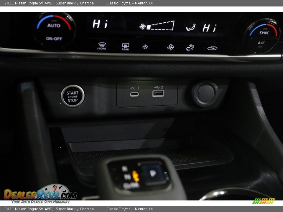 Controls of 2021 Nissan Rogue SV AWD Photo #12