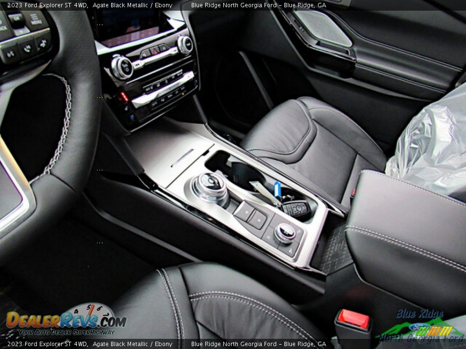 Controls of 2023 Ford Explorer ST 4WD Photo #25