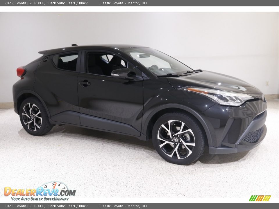Black Sand Pearl 2022 Toyota C-HR XLE Photo #1